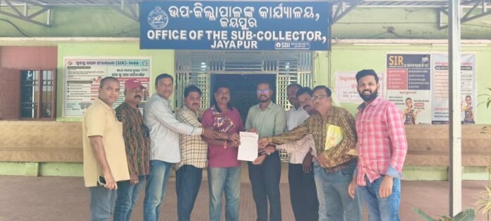 ସାମ୍ବାଦିକ